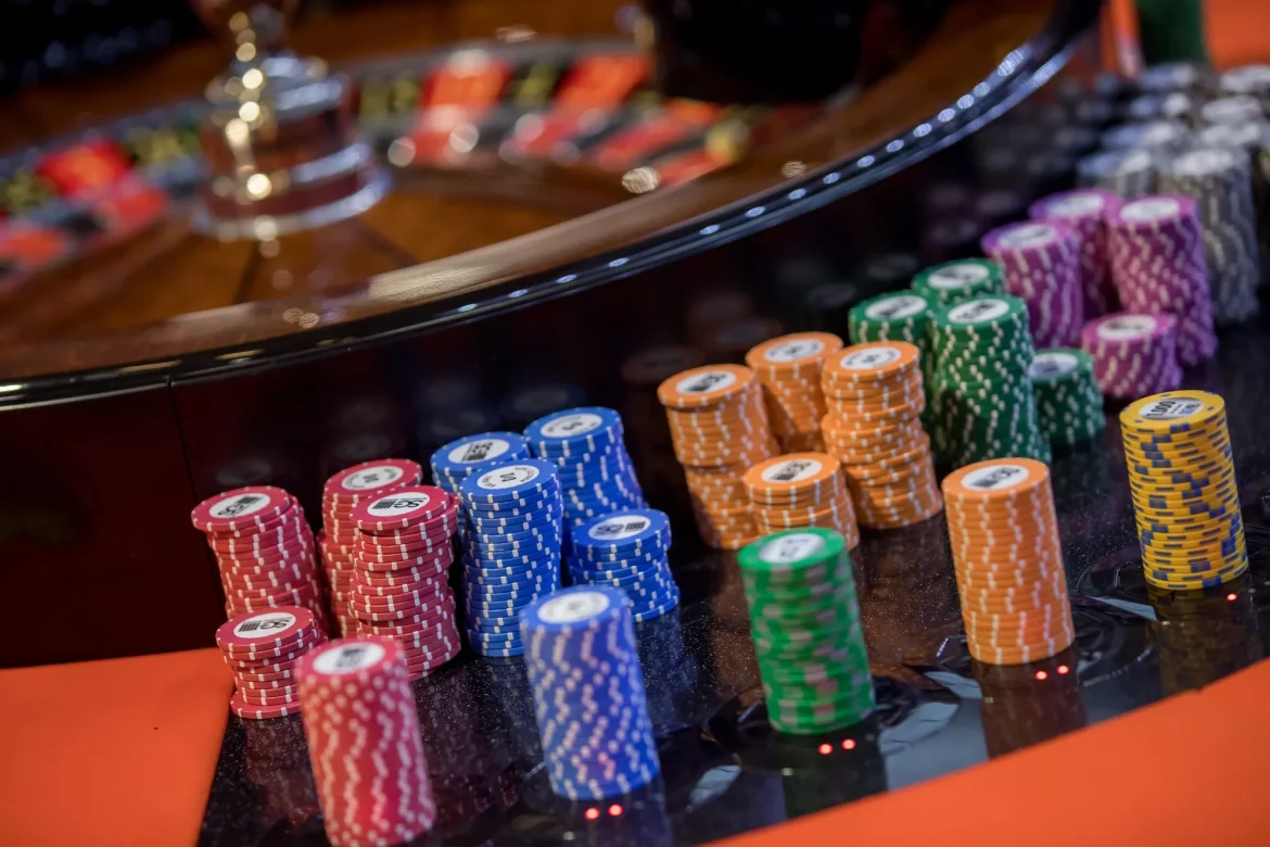 The Environmental Impact of Land-Based vs. Online Casinos